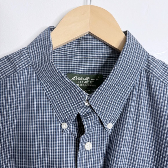 Eddie Bauer Men’s Large Blue Plaid Long Sleeves Button Down Shirt Relaxed Fit - Picture 1 of 8